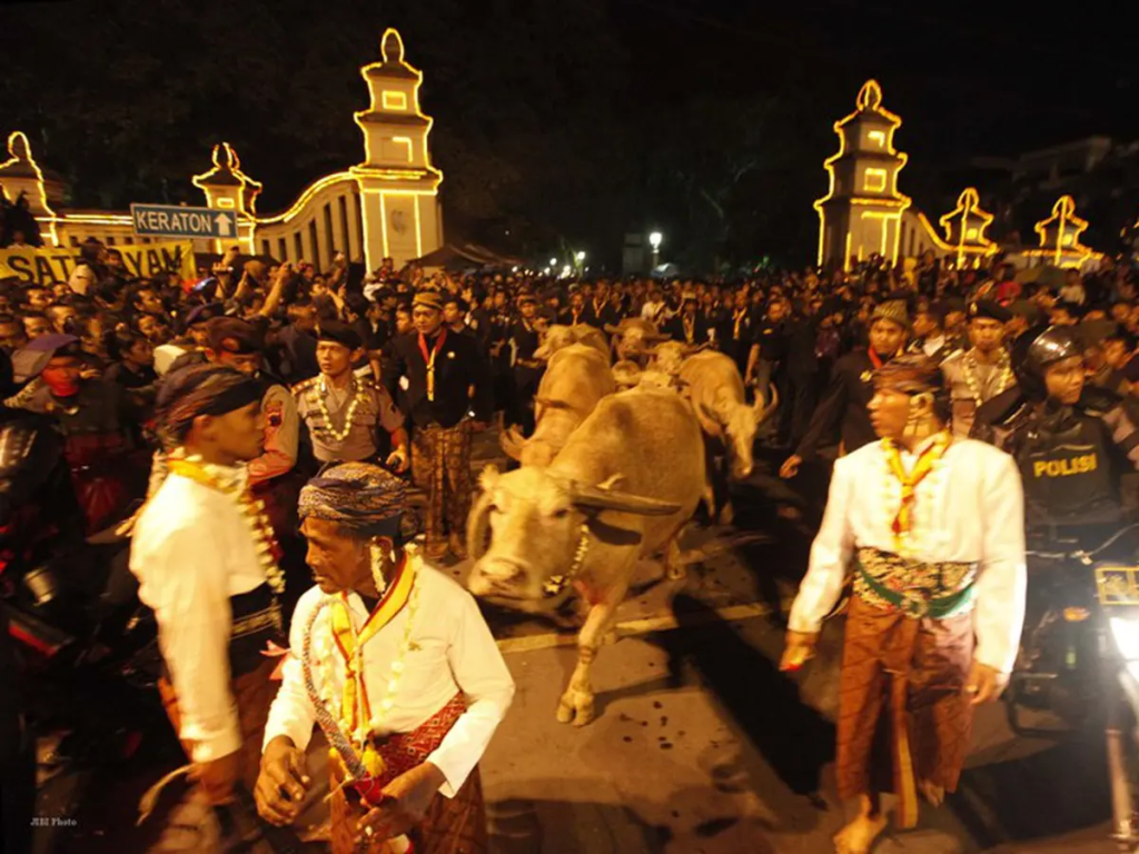 Ritual Malam 1 Suro dalam Adat Jawa